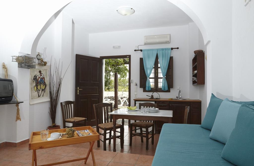 Anna Traditional Apartments Kamári Екстериор снимка